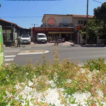 Piscine - 5 Minutes à Pied - Sans Draps Appartamento